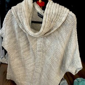 Short sleeve turtleneck